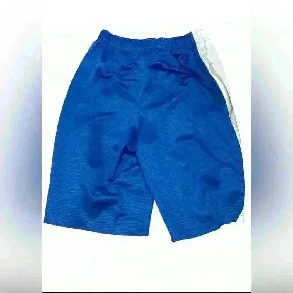 NIKE BOYS VINTAGE BASKETBALL SHORTS SIZE L